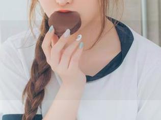 BoLoli菠萝社 - 马尔代夫新鲜出炉的柳侑绮Sevenbaby旅拍作品，点这里下载，海滩气息扑面而来！