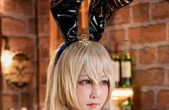 网袜之下的故事：KANEKO_咔喵图包里的每个瞬间都能引发思考！