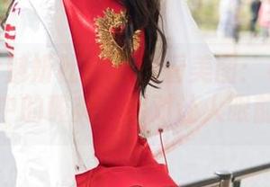 MiStar魅妍社 - 开窗看美图：小蕾蕾在体操服中的酸爽，绝对让人眼前一亮！