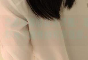 ROSI - 恋恋短裤的街头灵感：写真套图，时尚与随性的完美碰撞。