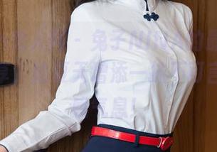 Xiuren秀人网 - 兔子NINA的最新“肉丝”分享，给夏天增添一抹不可言喻的性感气息！