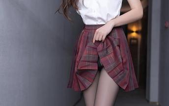 Xiuren秀人网 - 心动的史雨姐姐女仆写真：在这里，你会发现可爱有多种形式！