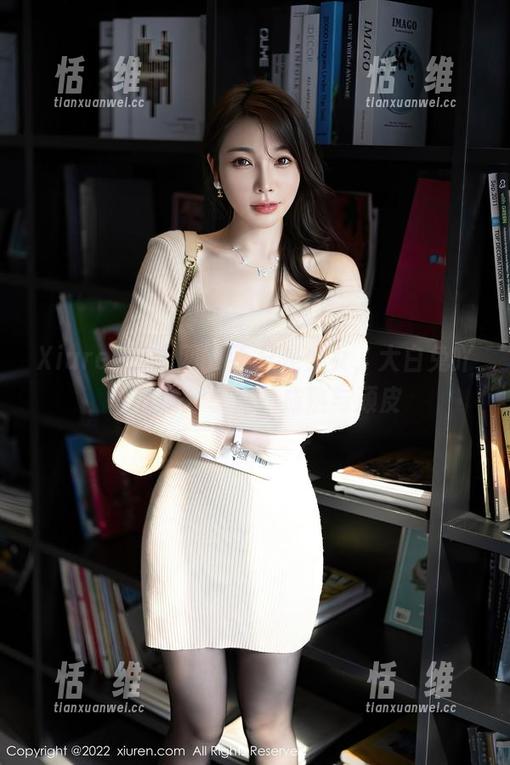 Xiuren秀人网 - 不只是少女,大白兔吖写真集分享里的成熟与顽皮-恬瑄维 Xiuren秀人网 - 不只是少女,大白兔吖写真集分享里的成熟与顽皮-恬瑄维