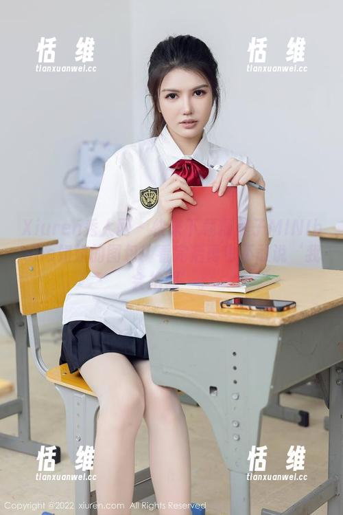 Xiuren秀人网 - 快来下载糯美子MINIbabe姐姐的图包!看完后再也不敢说‘我会拍照’。-恬瑄维 Xiuren秀人网 - 快来下载糯美子MINIbabe姐姐的图包!看完后再也不敢说‘我会拍照’。-恬瑄维