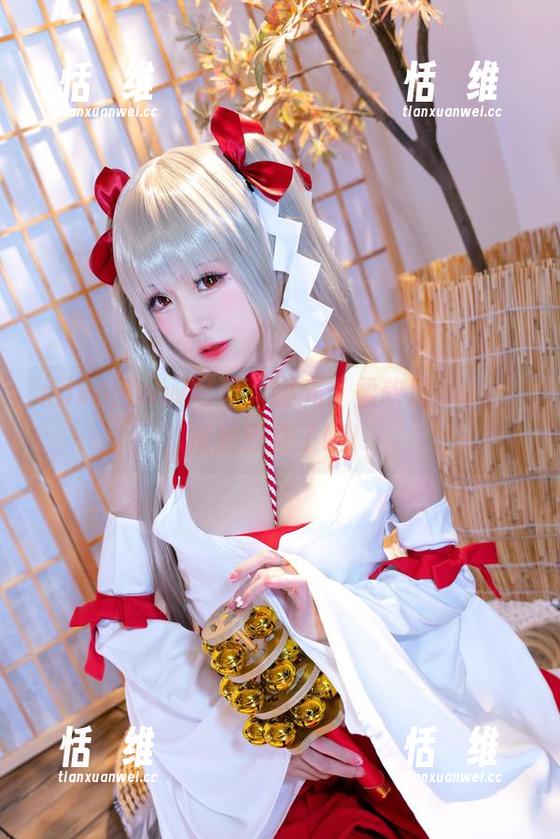 miko酱ww写真大曝光：柔软度max，撞脸云朵了吧！-恬瑄维
