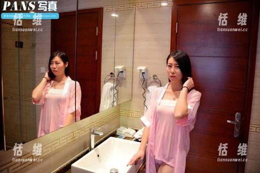pans - 在天台漫步,妮妮私房写真里的慵懒与惬意-恬瑄维 pans - 在天台漫步,妮妮私房写真里的慵懒与惬意-恬瑄维