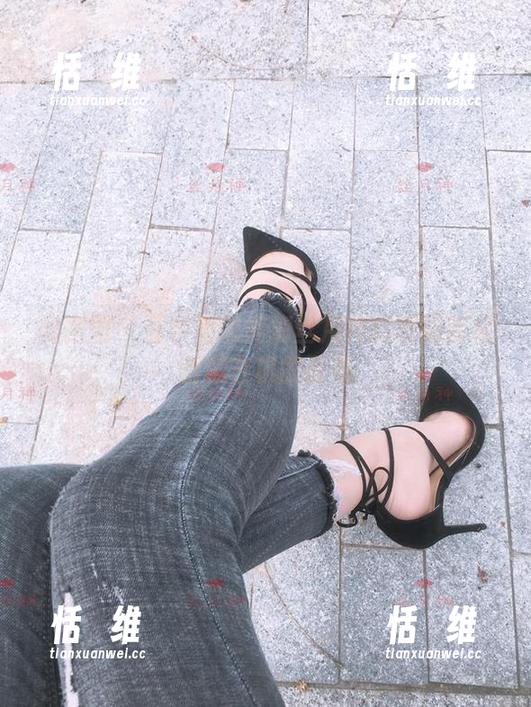 微密圈 - 看学姐如何把丝月神的镜头变成暗藏玄机的画布-恬瑄维