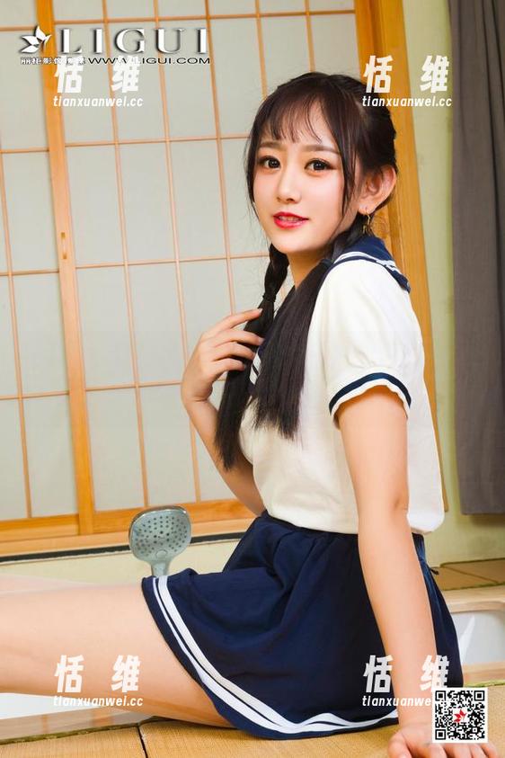 丽柜 - 制服风情！小爽的私拍合集，一场视觉的无声对话。-恬瑄维