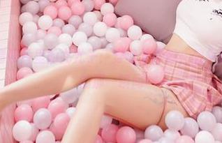 嗲囡囡 - 高清照片里的尤尤子：穿着体操服，想象我在空中飞翔的那一瞬间