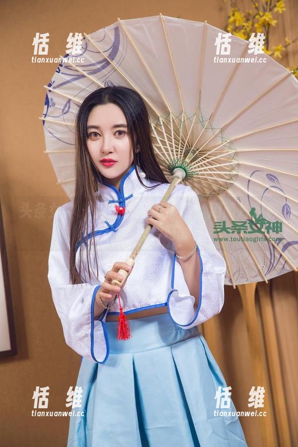 头条女神 - 周夕爱高清捕捉：用照片致敬曼联传奇-恬瑄维