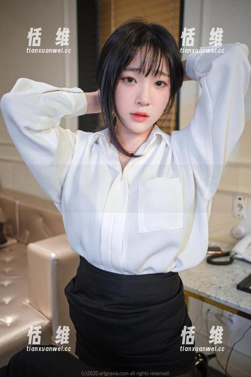 高清姜仁卿(강인경)浴室写真，下载前别忘了深呼吸哦。-恬瑄维