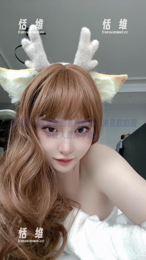 微密圈 - 裤里丝的私拍秘籍，宋昱欣的图集让人捉摸不透！-恬瑄维