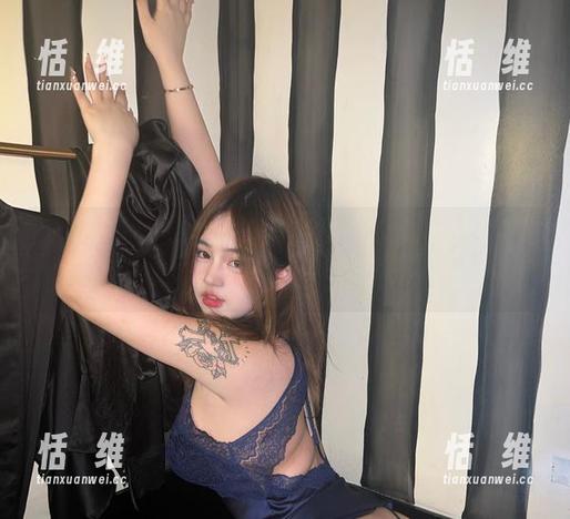 微密圈 - 小优优子运动全套图包，光影之间，哦，那种感觉…你懂的！-恬瑄维
