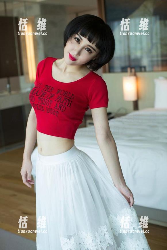 尤果网 - 李焱学姐：壁纸级高清美图，颜值与气质并存的逆天组合-恬瑄维