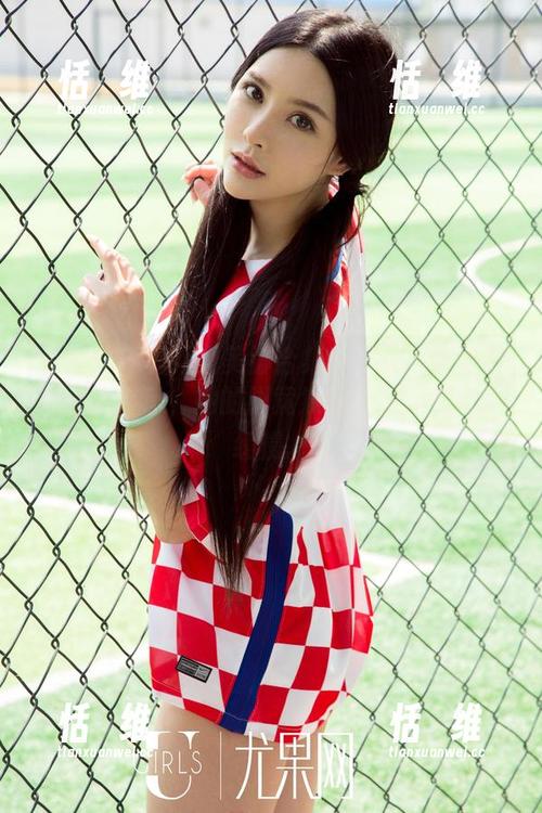 尤果网 - 杨乔之美脚合集：在线与你分享，光阴荏苒，她的脚竟然能让时间都变得缓慢。-恬瑄维