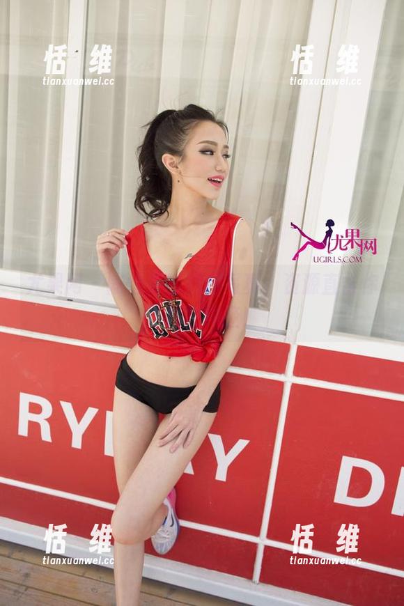 尤果网 - 陈怡曼的厨娘写真，资源直击你的视觉神经！-恬瑄维