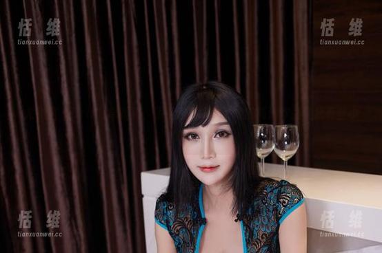尤物馆 - Cris_卓娅祺，镂空的艺术感：她的高清作品让我有些小心动。-恬瑄维