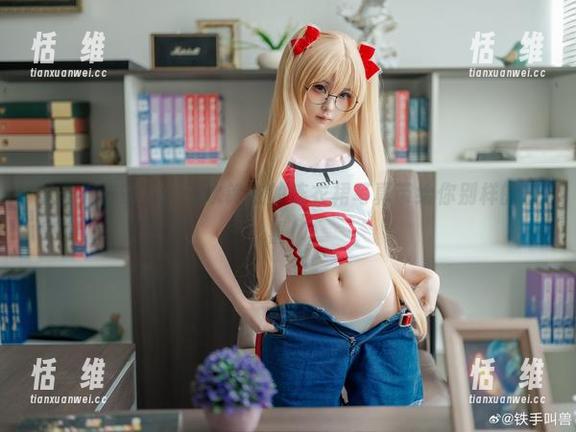 无圣光笼罩下，幼水铃衣的连衣裙写真带给你别样的惊喜！-恬瑄维
