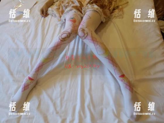 探索“想要个公主抱”的清新世界,高清写真中“可爱袜子”等你来戳!-恬瑄维 探索“想要个公主抱”的清新世界,高清写真中“可爱袜子”等你来戳!-恬瑄维