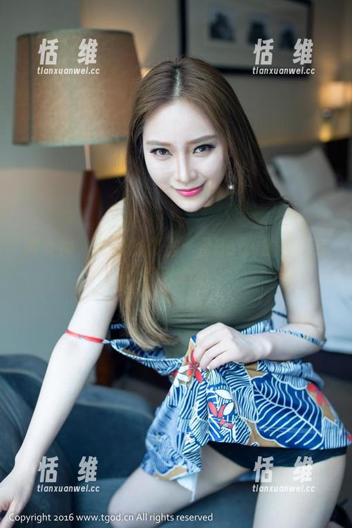 推女神 - 夏日的魔法：雪Baby的美图套图引心动-恬瑄维