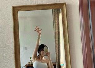 微密圈 - 当文茜cool遇上牛仔裤，写真图集里的微妙氛围！