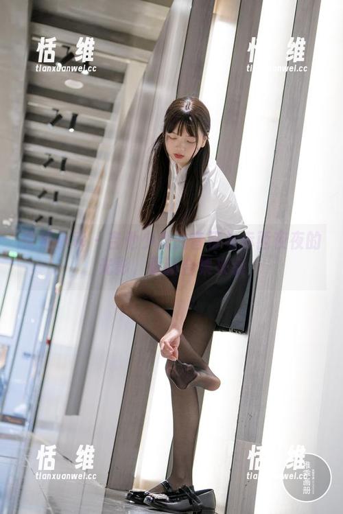 柴系小乖 - 吉他少女的音符与赤西夜夜的光影，更新合集来袭-恬瑄维