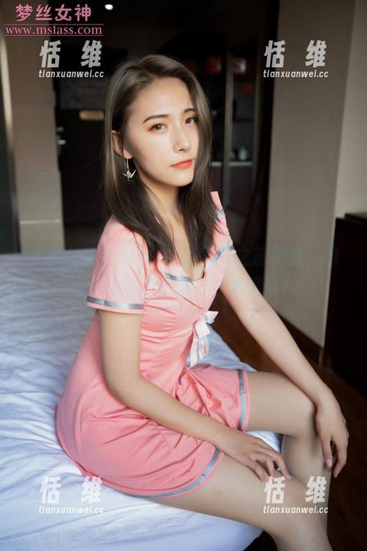 梦丝女神 - 萌妹玥玥的田园之旅图集，想要下载就来这里，速度速度！-恬瑄维