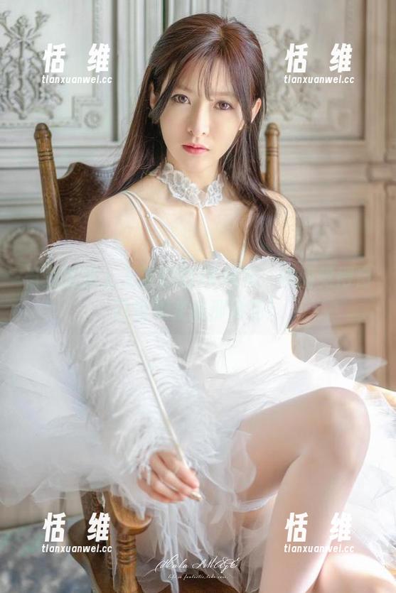 当美图碰上王羽杉的JK樱花，瞬间觉得自己也想变成那朵花！-恬瑄维