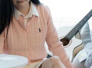 甜予摄影 - 这也太舒服了吧？齐齐的长白棉袜写真合集，下载送你小确幸！