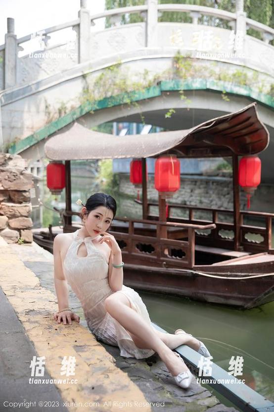 秀人网 - 图集时间！Laura苏雨彤的甜心画报，禁忌的美诱惑-恬瑄维