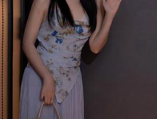 秀人网 - 叶佳颐双马尾写真：这不是照片，是我的新幸福指南！
