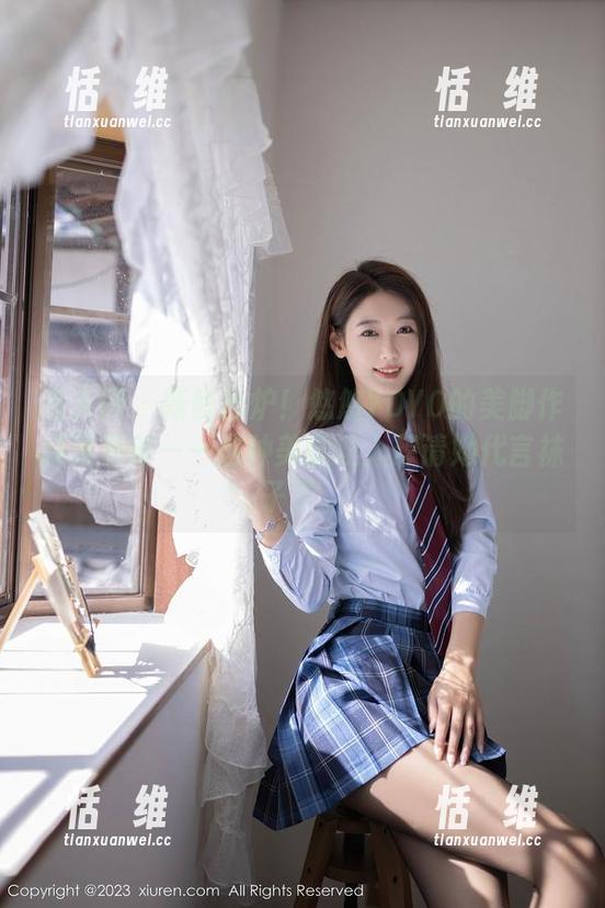 秀人网 - 新鲜出炉！悠悠YOYO的美脚作品集更新——这种美腿让人想请她代言袜子了。-恬瑄维