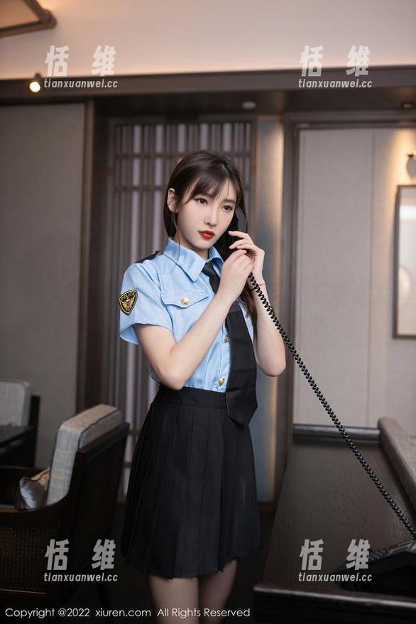 秀人网 - 在月野兔美妞的白色幻想中迷失—邀你一起分享这个写真集-恬瑄维
