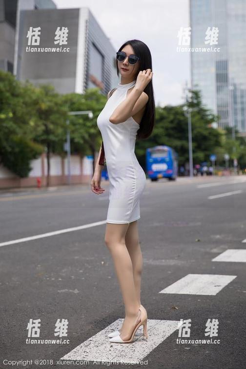 秀人网 - 璀灿运动套图分享，看看她如何把动静结合！-恬瑄维