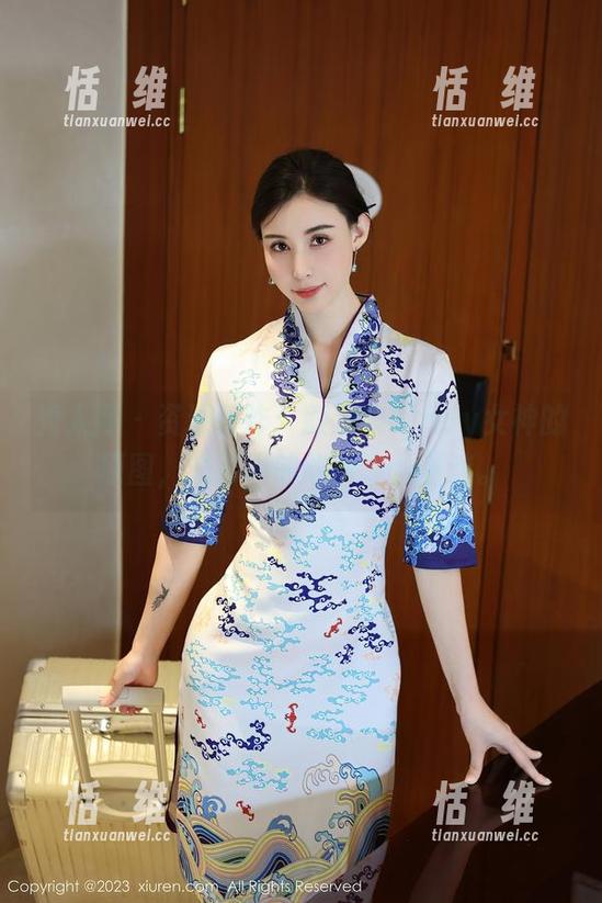 秀人网 - 资源轰炸：颜浅浅Cindy女神的原图，光影间的故事令人着迷。-恬瑄维