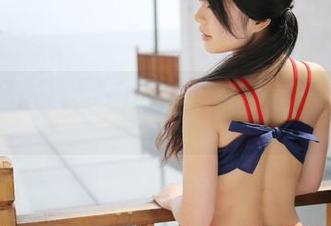 美媛馆 - 下载小夕juju内衣写真集，感受那份若即若离的神秘气息。