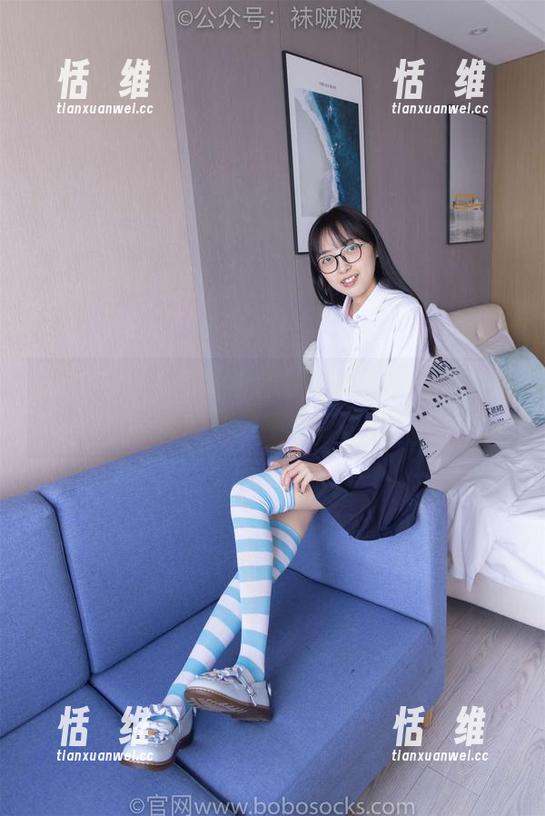 袜啵啵 - 二百期限定小安的全套：用图片绘制的那份年轻与疯狂。-恬瑄维