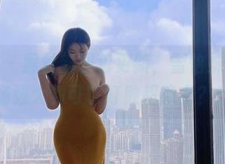 微密圈 - 黑丝新图包更新，雪怡妹纸的气场强大到可以打败超能力？！