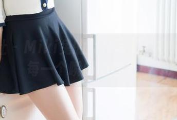 魅妍社 - Miki兔的女仆写真：在线捕捉每一个瞬间的魅力！