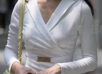 魔镜街拍：滑板热裤小妹合集，压根没想过你会这么沦陷！